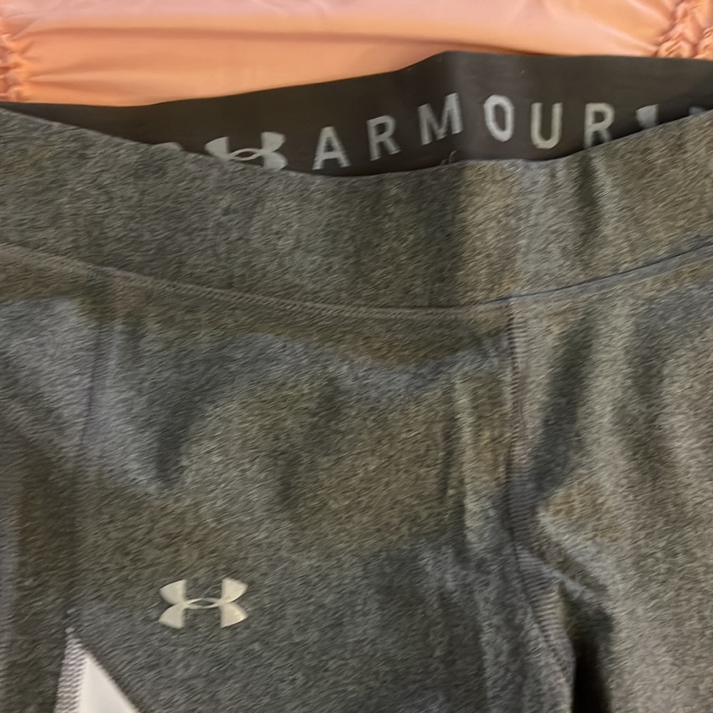 Under armour - Picture 2 of 2